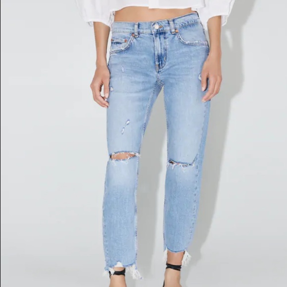 Zara Ripped Jeans size 2